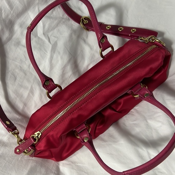 COACH Amanda Magenta Silk Satin Mini Satchel Shoulder Bag Handbag 12927 Barbie - Picture 3 of 7